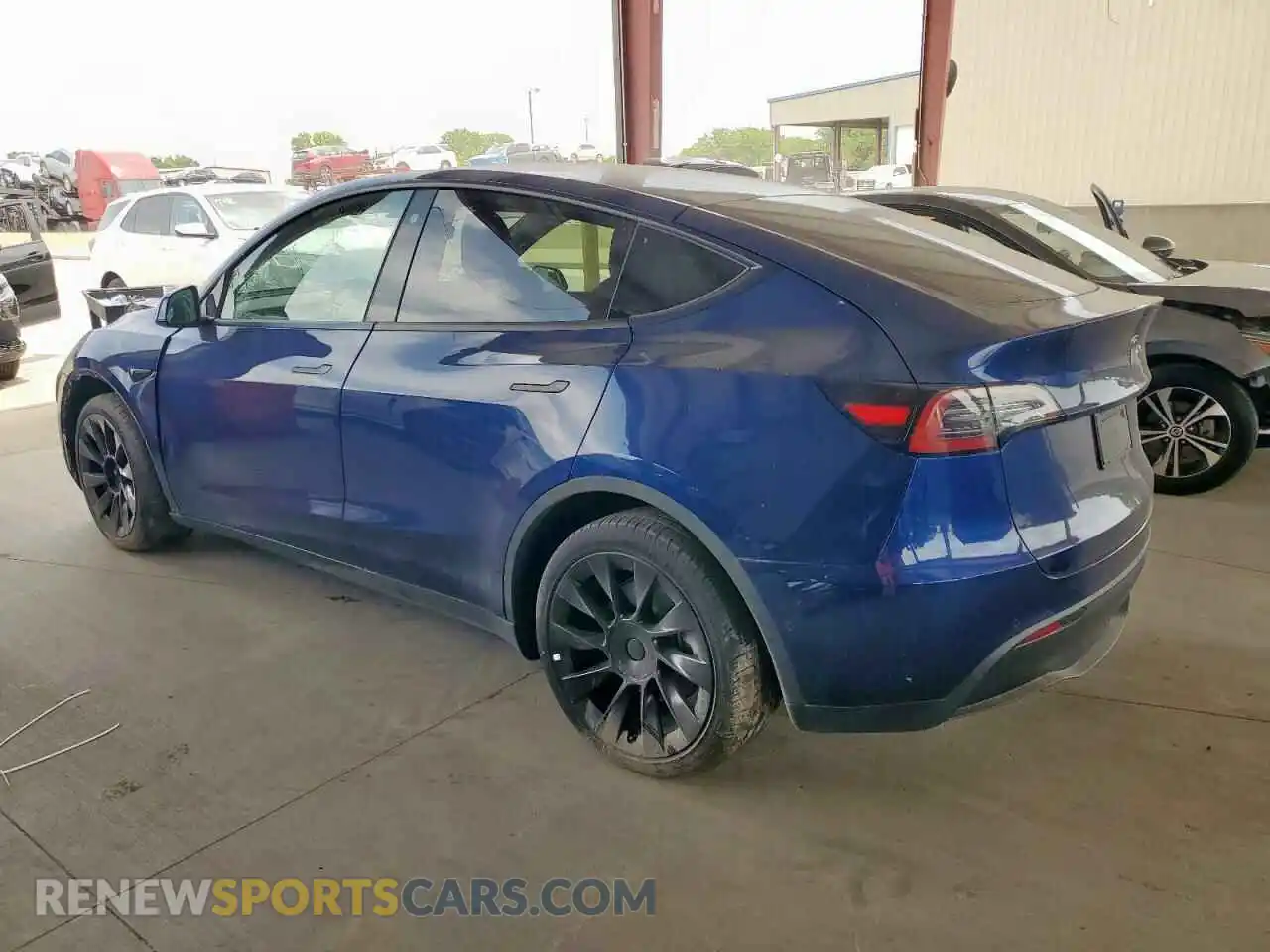 2 Photograph of a damaged car 7SAYGDEE3NF387049 TESLA MODEL Y 2022