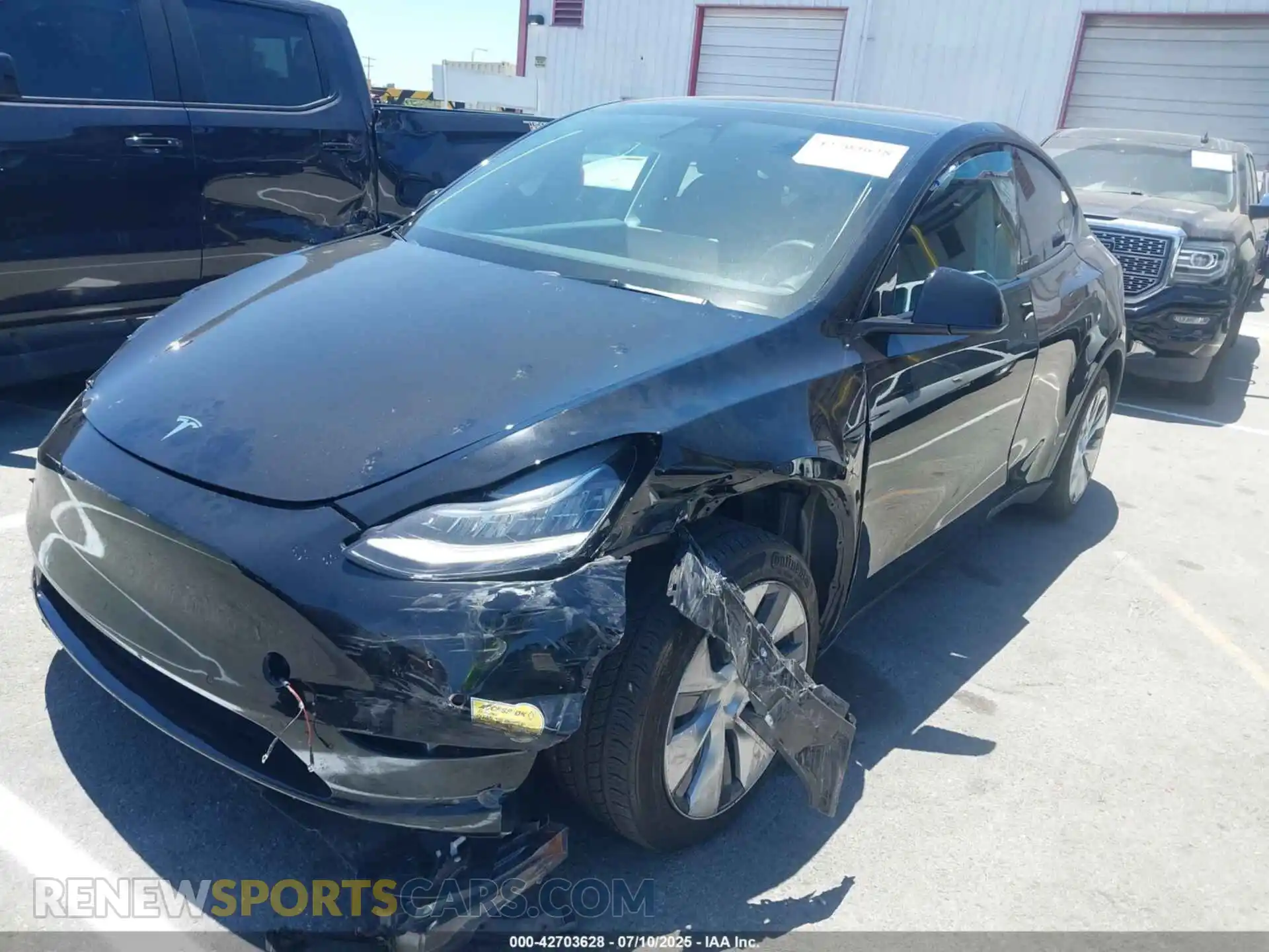 2 fotografías del automóvil dañado 7SAYGDEE3NF404996 TESLA MODEL Y 2022