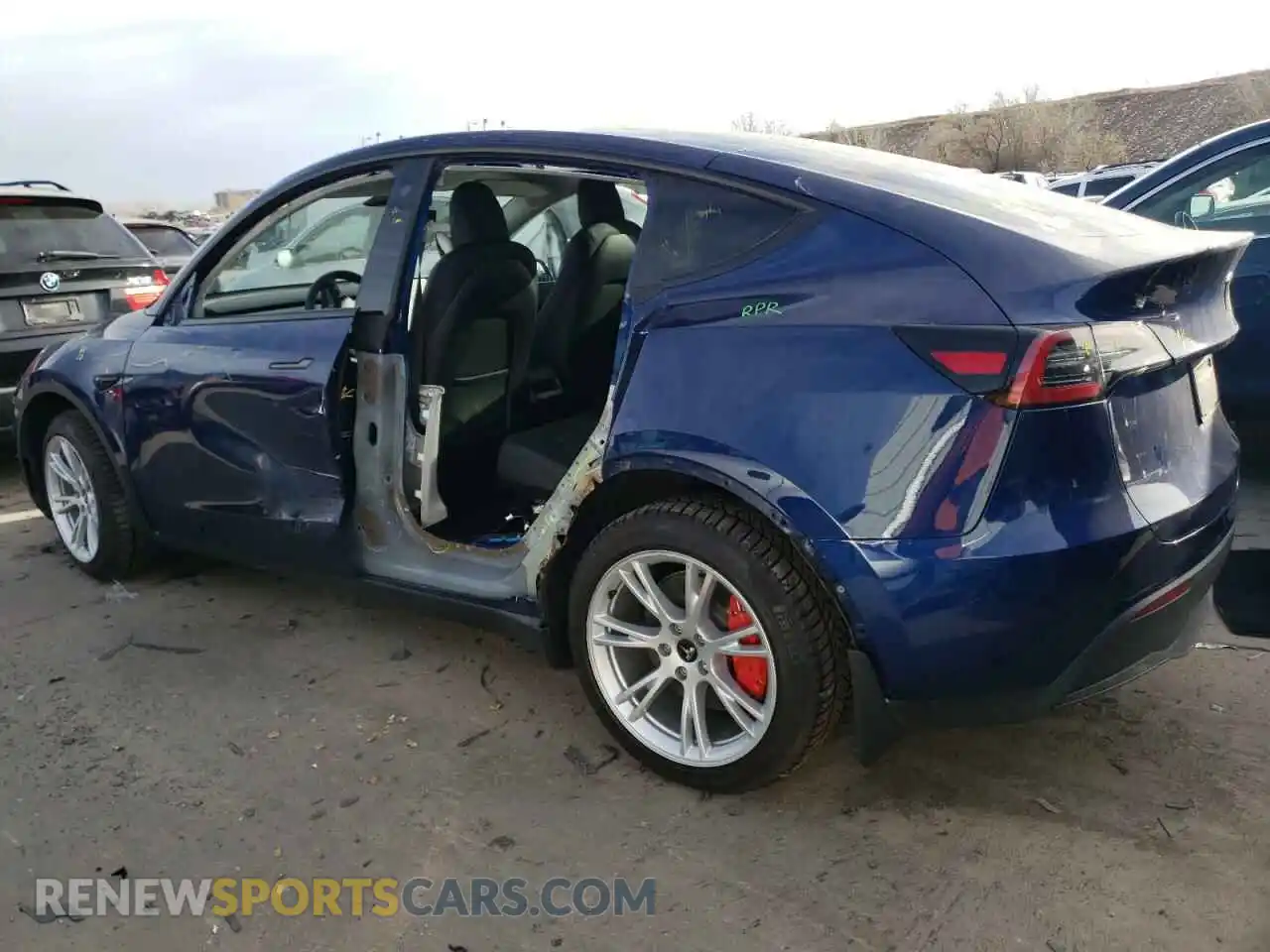 2 Photograph of a damaged car 7SAYGDEE3NF449632 TESLA MODEL Y 2022