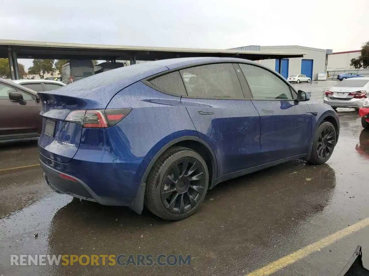3 fotografías del automóvil dañado 7SAYGDEE3NF461425 TESLA MODEL Y 2022