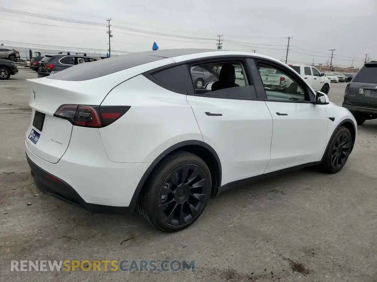 3 Photograph of a damaged car 7SAYGDEE3NF481660 TESLA MODEL Y 2022