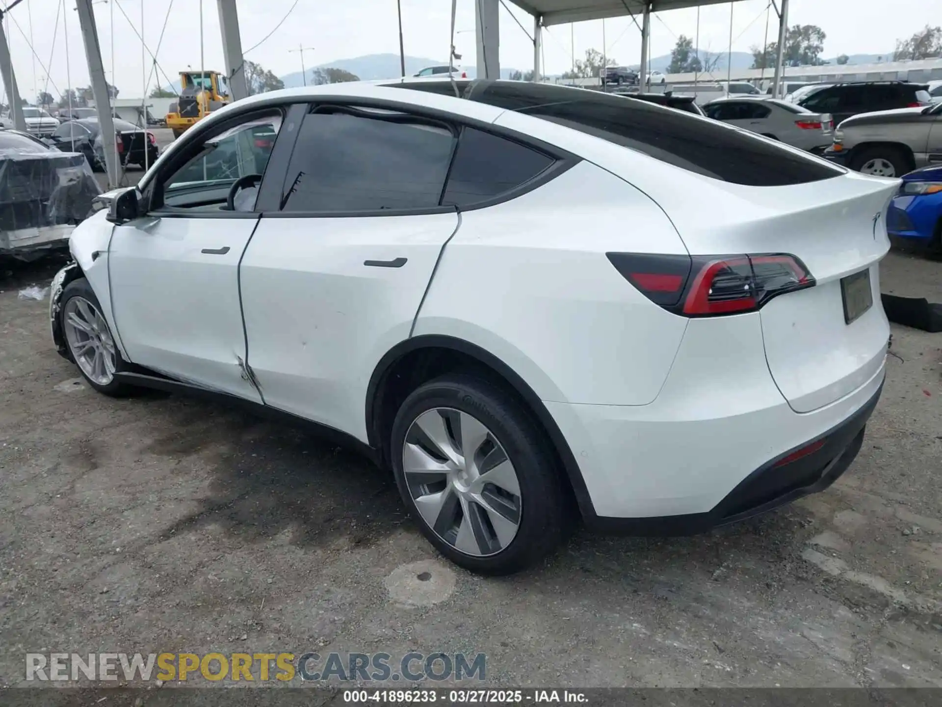 3 Photograph of a damaged car 7SAYGDEE3NF518061 TESLA MODEL Y 2022