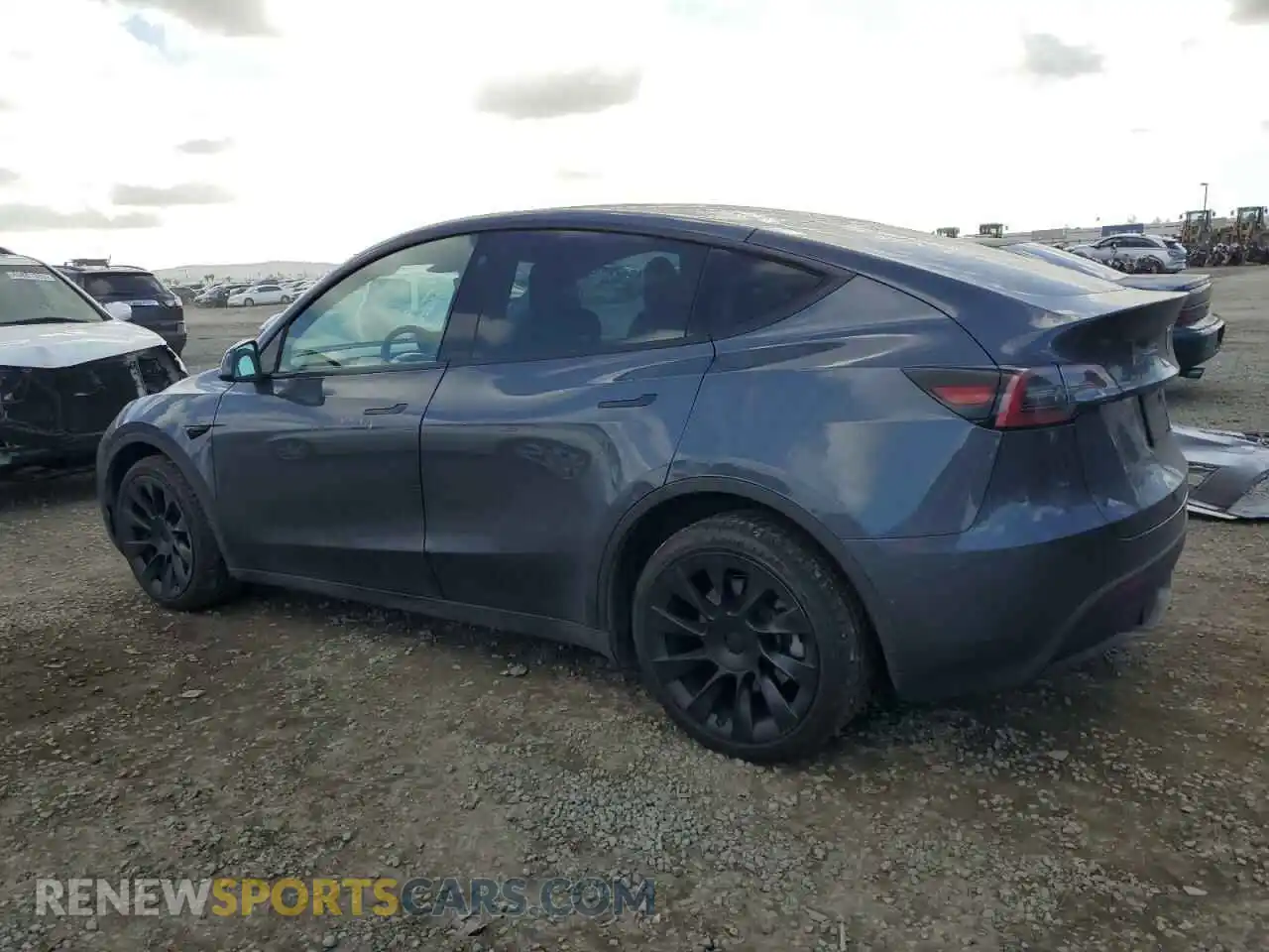 2 Photograph of a damaged car 7SAYGDEE4NA018472 TESLA MODEL Y 2022