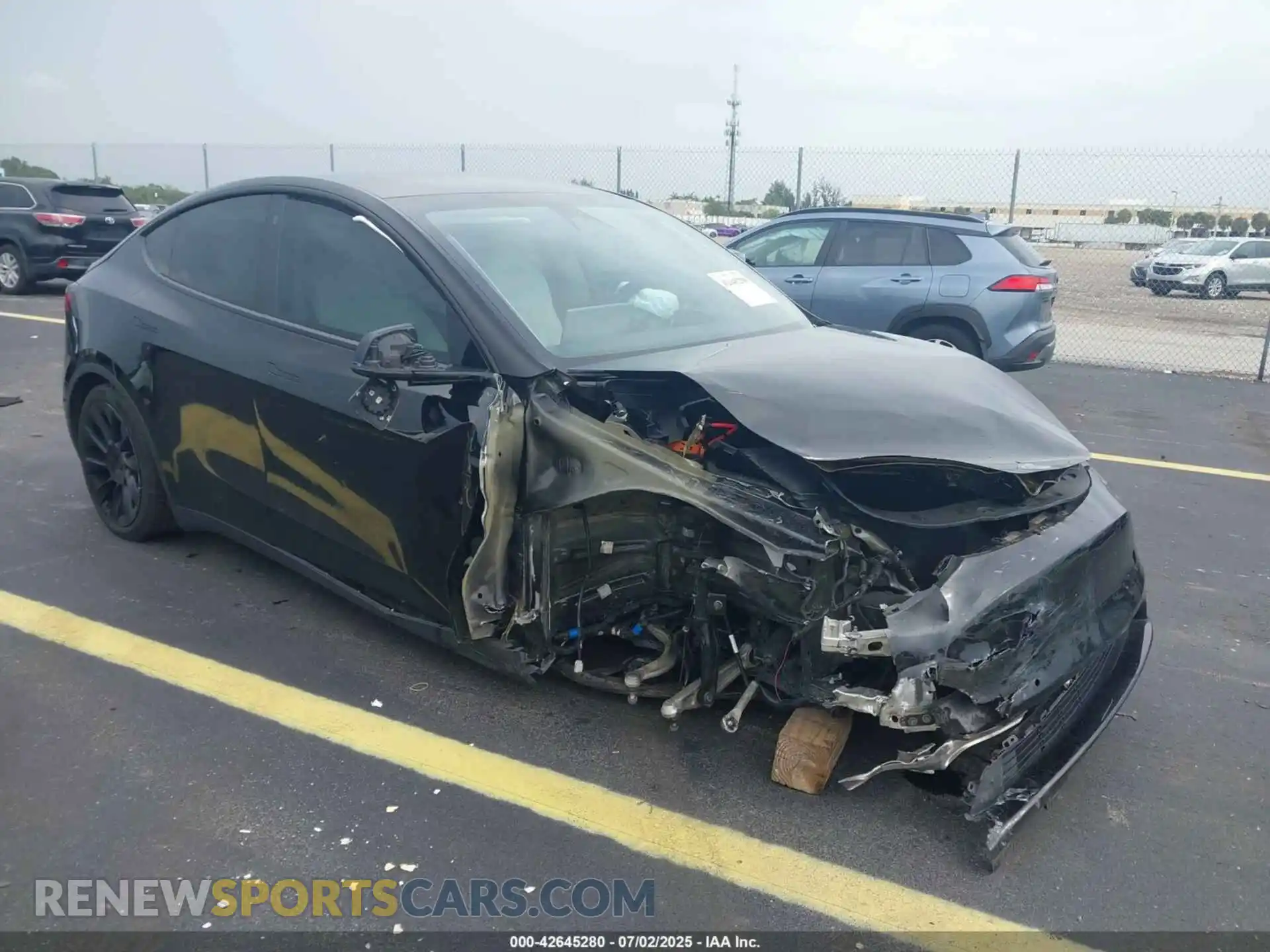 1 Photograph of a damaged car 7SAYGDEE4NF318774 TESLA MODEL Y 2022