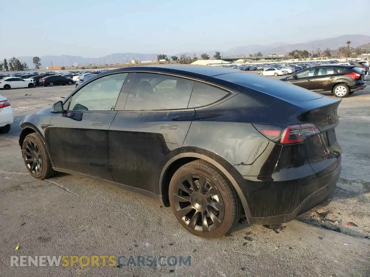 2 Photograph of a damaged car 7SAYGDEE4NF350799 TESLA MODEL Y 2022