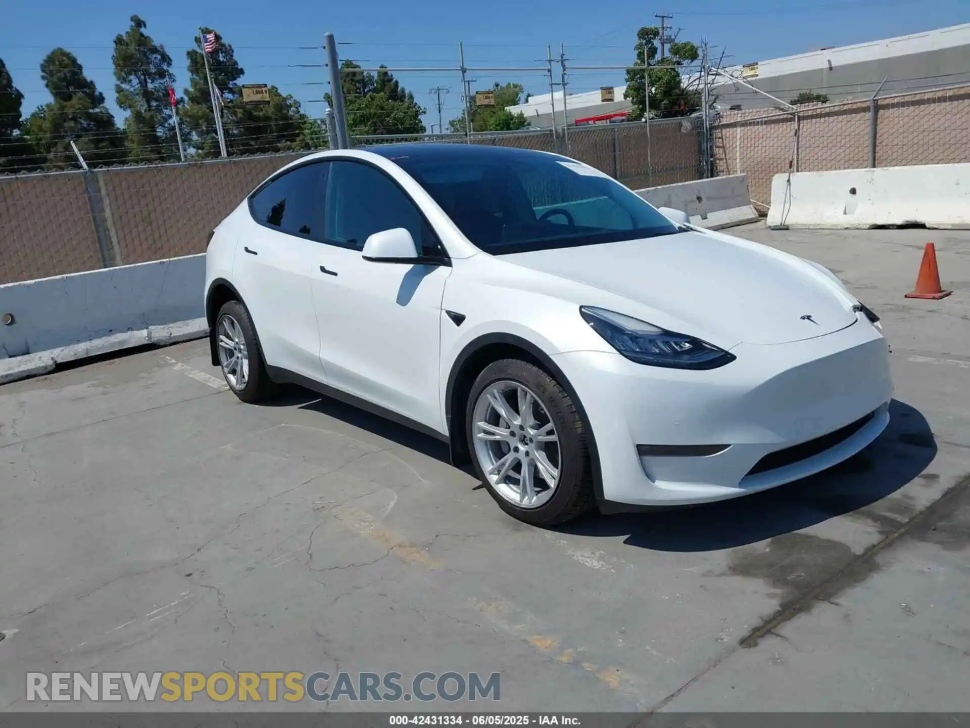 1 Photograph of a damaged car 7SAYGDEE4NF379493 TESLA MODEL Y 2022