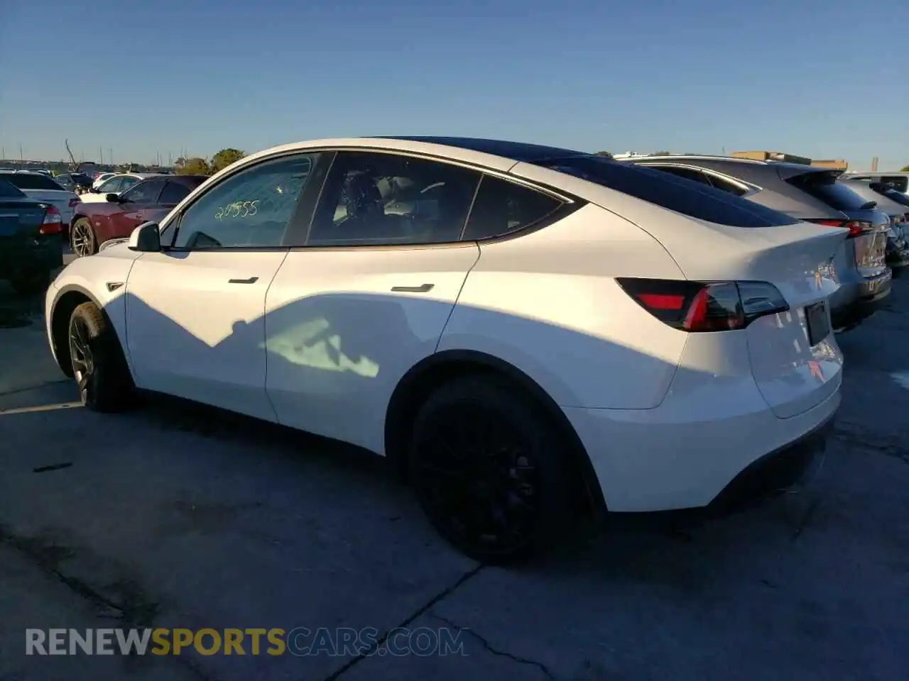 2 fotografías del automóvil dañado 7SAYGDEE4NF387349 TESLA MODEL Y 2022