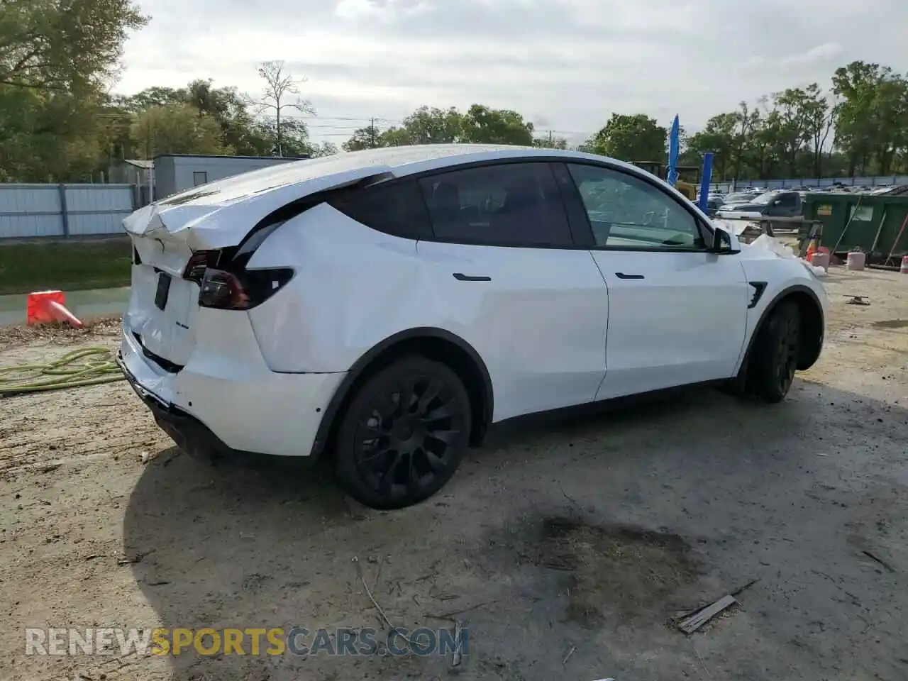 3 Photograph of a damaged car 7SAYGDEE4NF398710 TESLA MODEL Y 2022