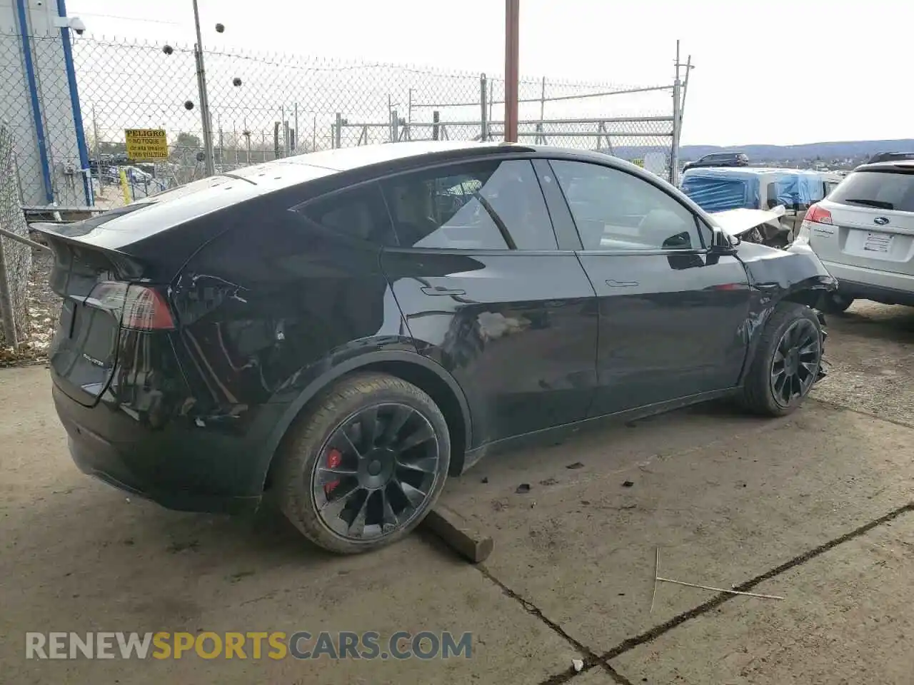 3 Photograph of a damaged car 7SAYGDEE4NF425775 TESLA MODEL Y 2022