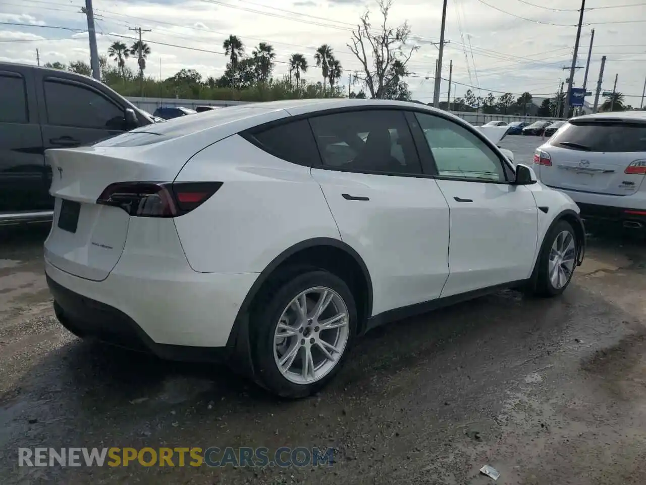 3 Photograph of a damaged car 7SAYGDEE4NF435254 TESLA MODEL Y 2022
