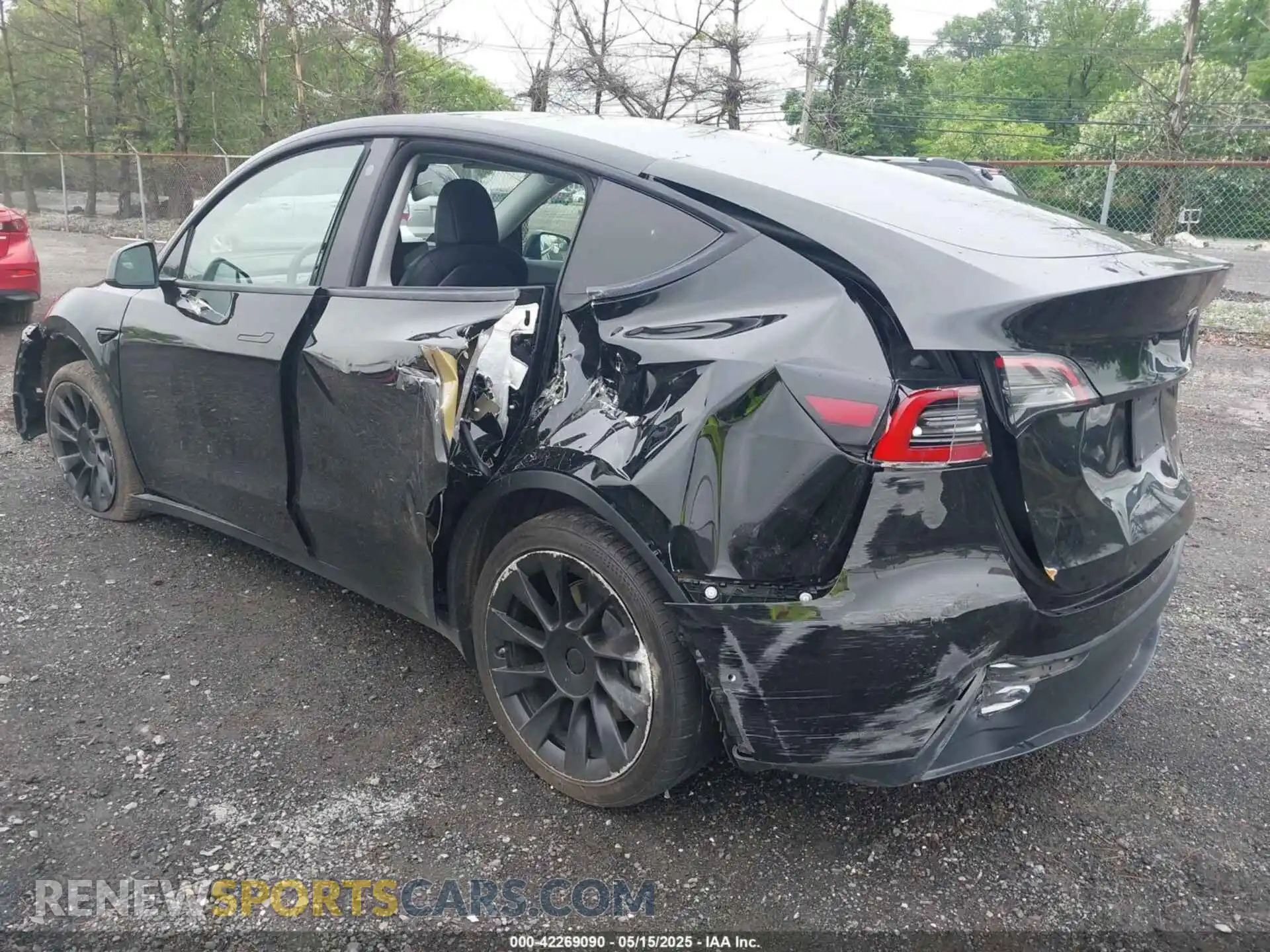 3 Photograph of a damaged car 7SAYGDEE4NF436212 TESLA MODEL Y 2022