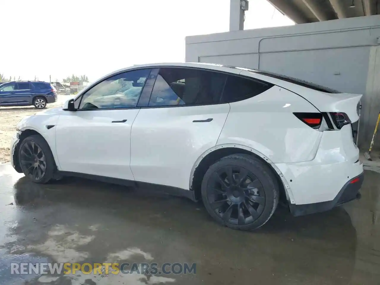 2 Photograph of a damaged car 7SAYGDEE4NF449655 TESLA MODEL Y 2022