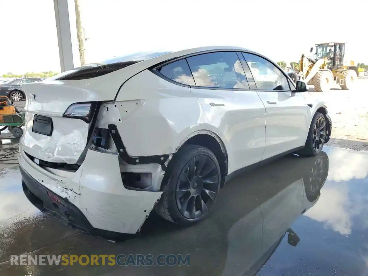 3 Photograph of a damaged car 7SAYGDEE4NF449655 TESLA MODEL Y 2022