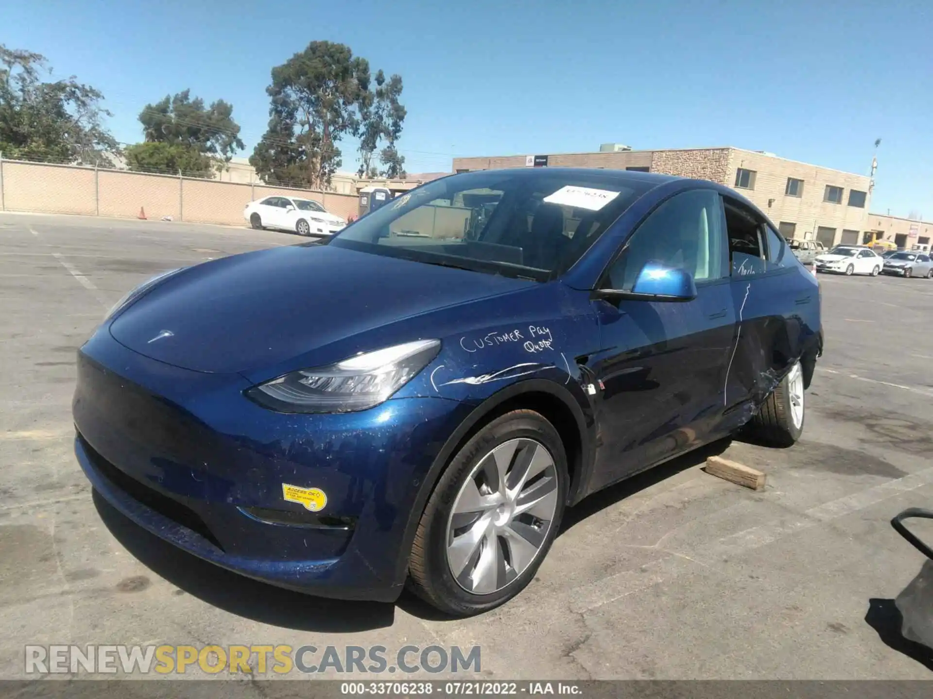 2 Photograph of a damaged car 7SAYGDEE5NF308061 TESLA MODEL Y 2022