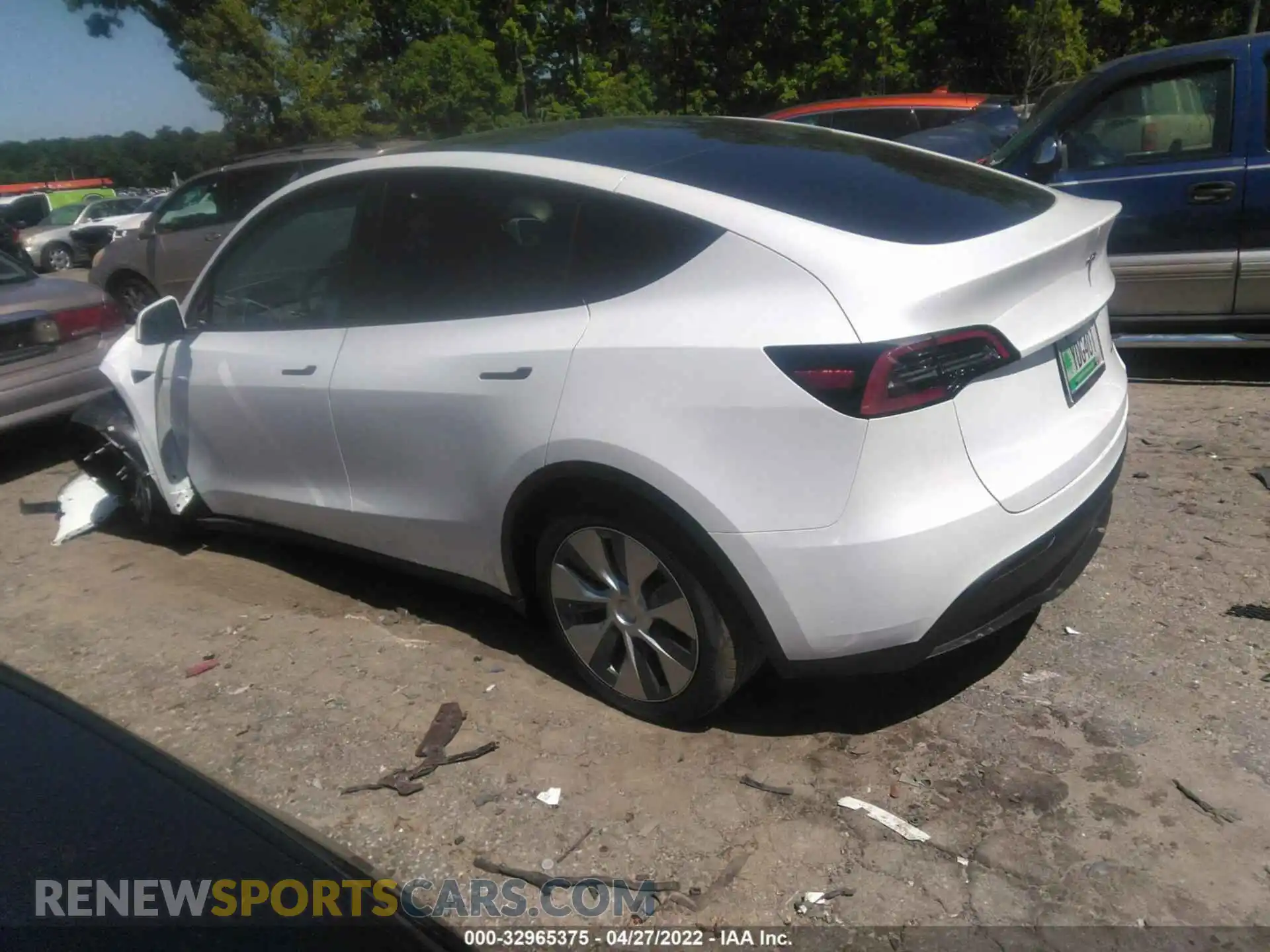 3 Photograph of a damaged car 7SAYGDEE5NF320534 TESLA MODEL Y 2022