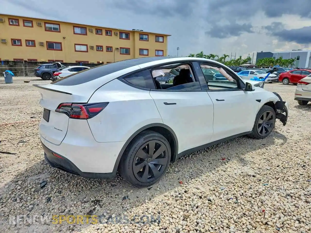 3 Фотография поврежденного автомобиля 7SAYGDEE5NF356840 TESLA MODEL Y 2022
