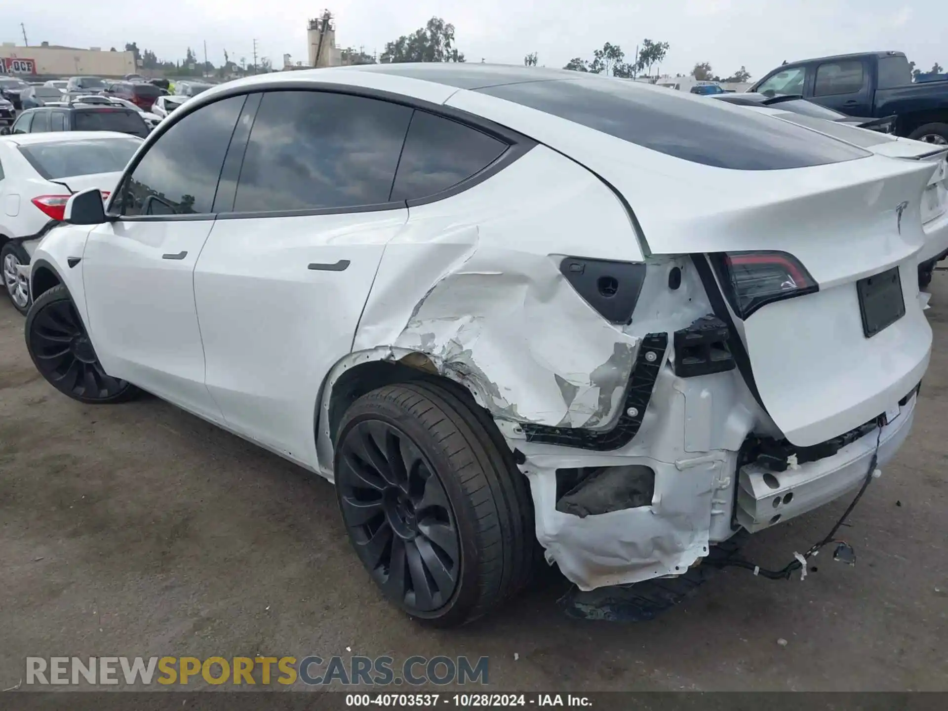 3 Photograph of a damaged car 7SAYGDEE5NF356983 TESLA MODEL Y 2022