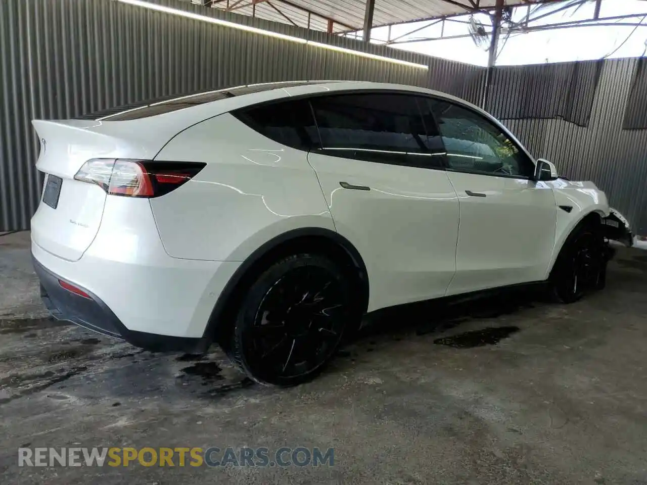 3 Photograph of a damaged car 7SAYGDEE5NF428782 TESLA MODEL Y 2022