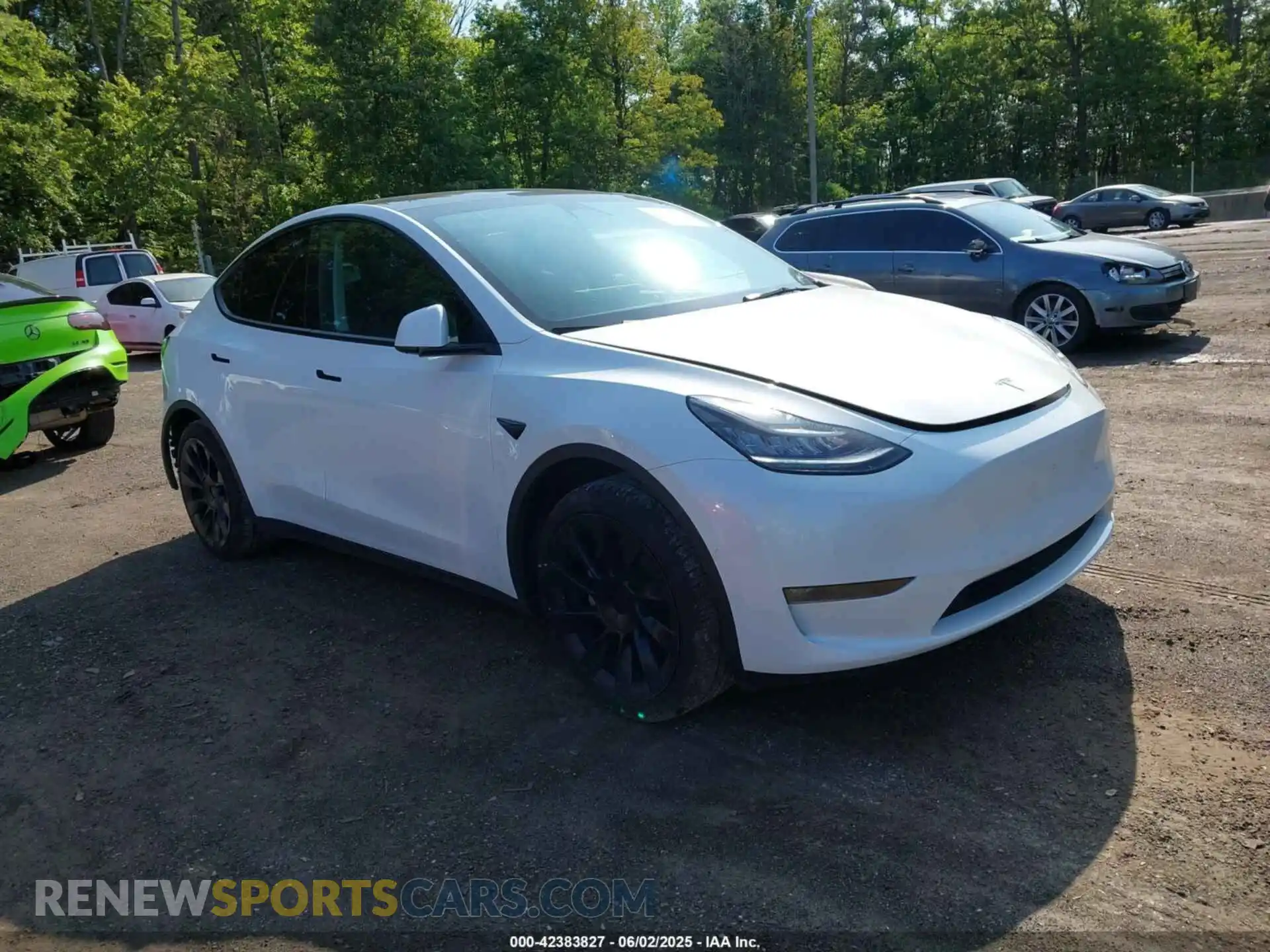 1 Photograph of a damaged car 7SAYGDEE5NF450877 TESLA MODEL Y 2022