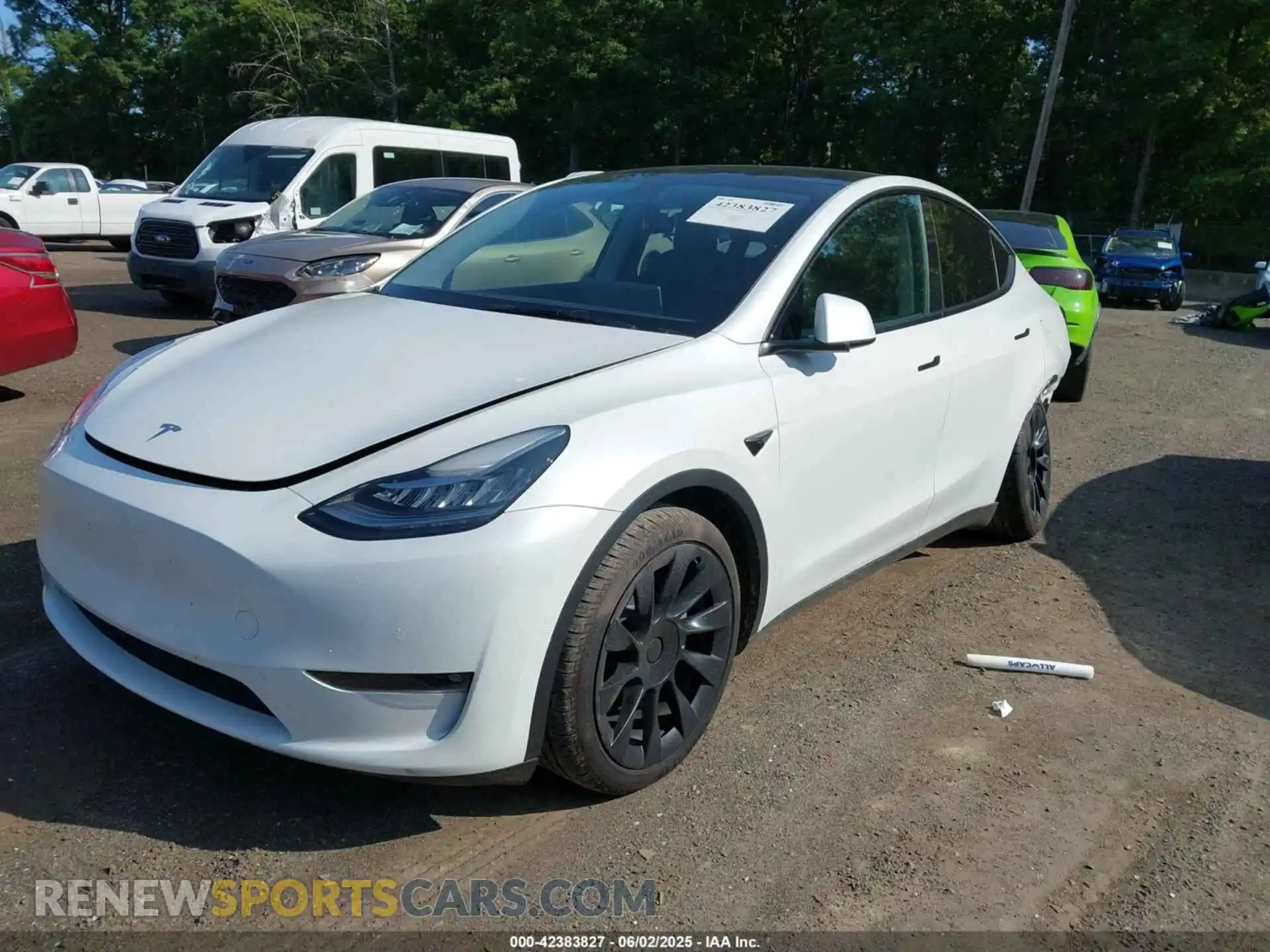 2 Photograph of a damaged car 7SAYGDEE5NF450877 TESLA MODEL Y 2022