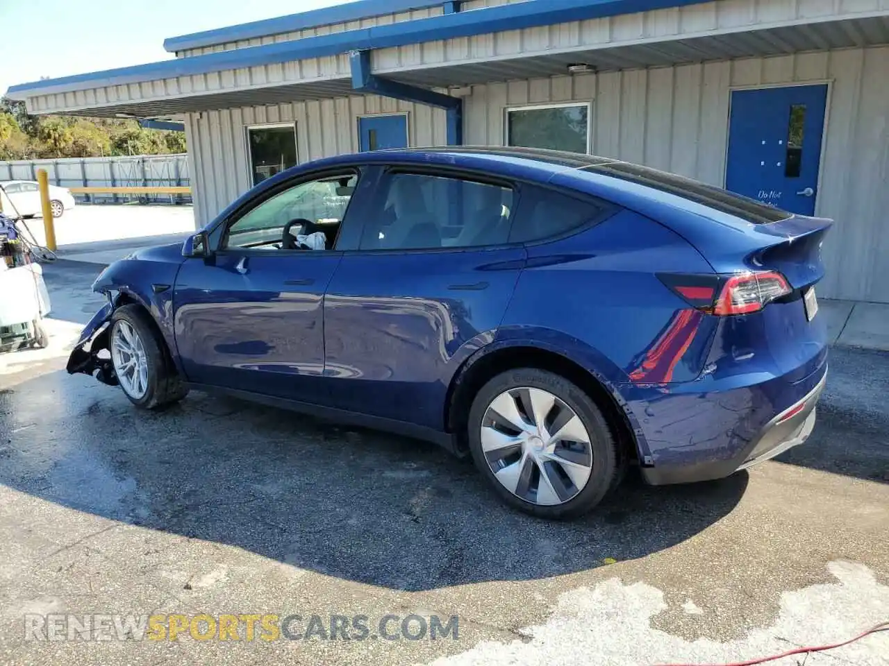 2 Photograph of a damaged car 7SAYGDEE5NF464651 TESLA MODEL Y 2022