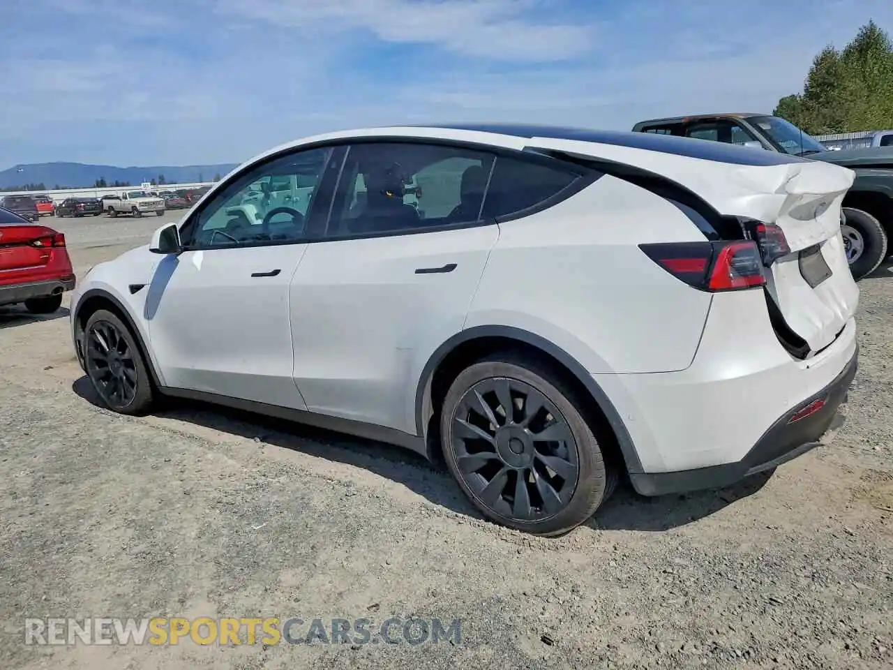 2 Photograph of a damaged car 7SAYGDEE5NF481515 TESLA MODEL Y 2022