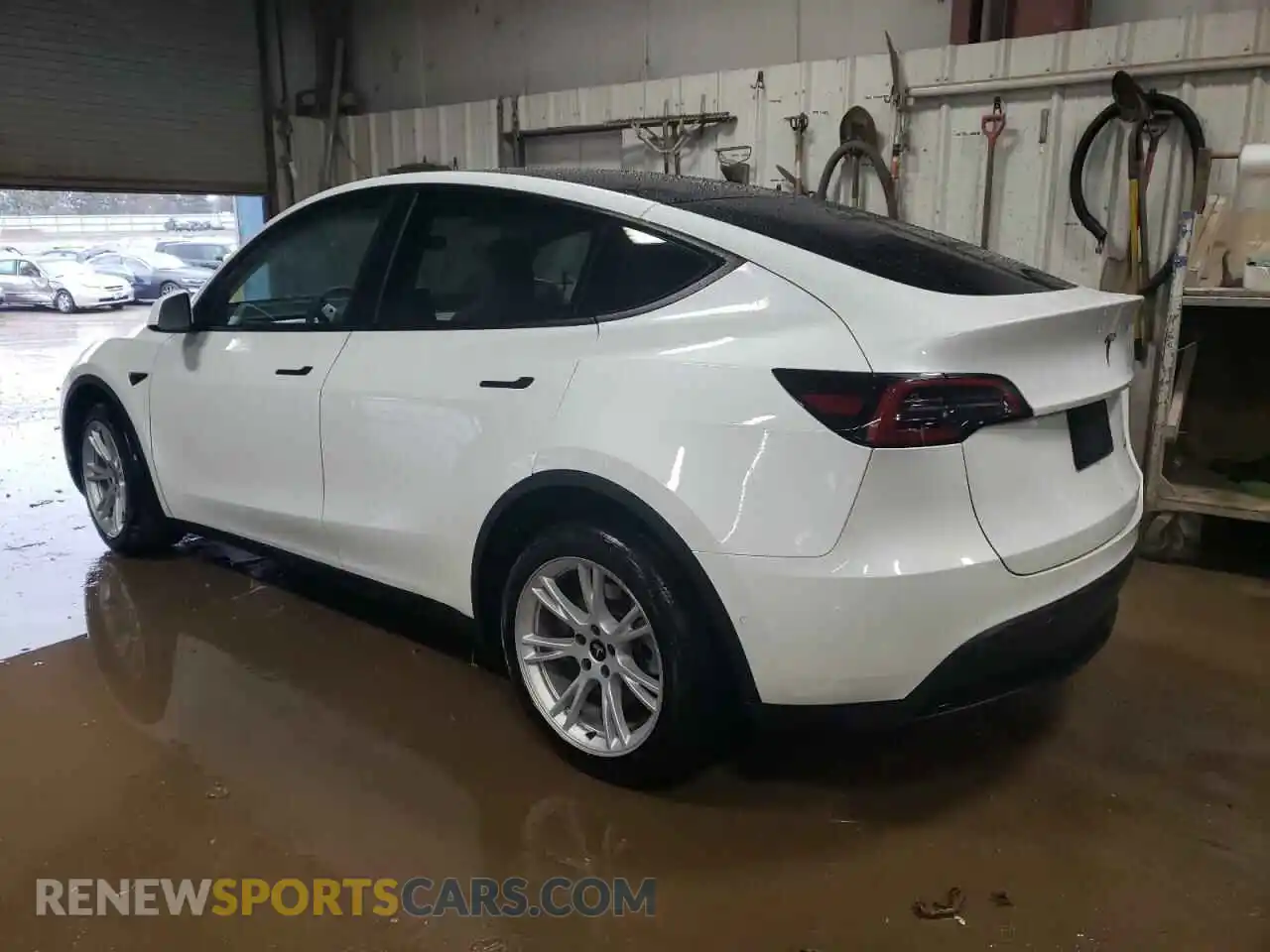 2 Photograph of a damaged car 7SAYGDEE5NF532141 TESLA MODEL Y 2022