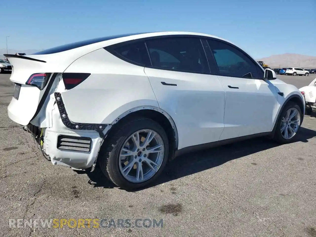 3 Photograph of a damaged car 7SAYGDEE6NA014374 TESLA MODEL Y 2022