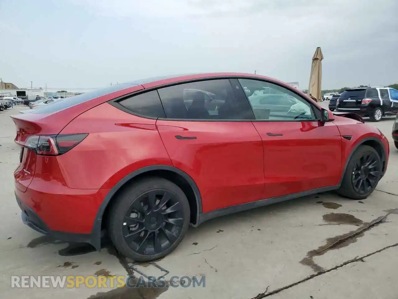 3 Photograph of a damaged car 7SAYGDEE6NA020563 TESLA MODEL Y 2022