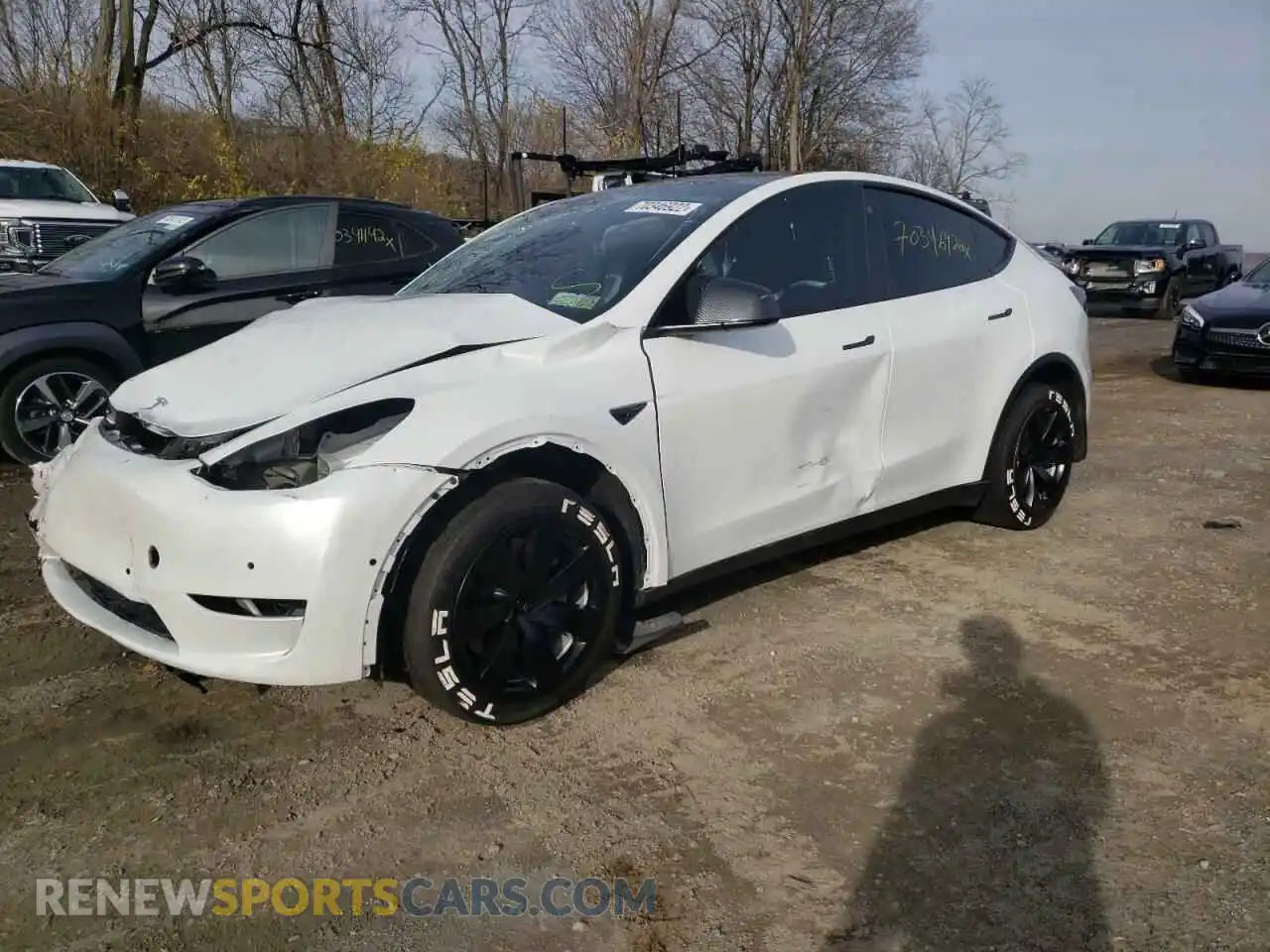 1 Photograph of a damaged car 7SAYGDEE6NF320817 TESLA MODEL Y 2022