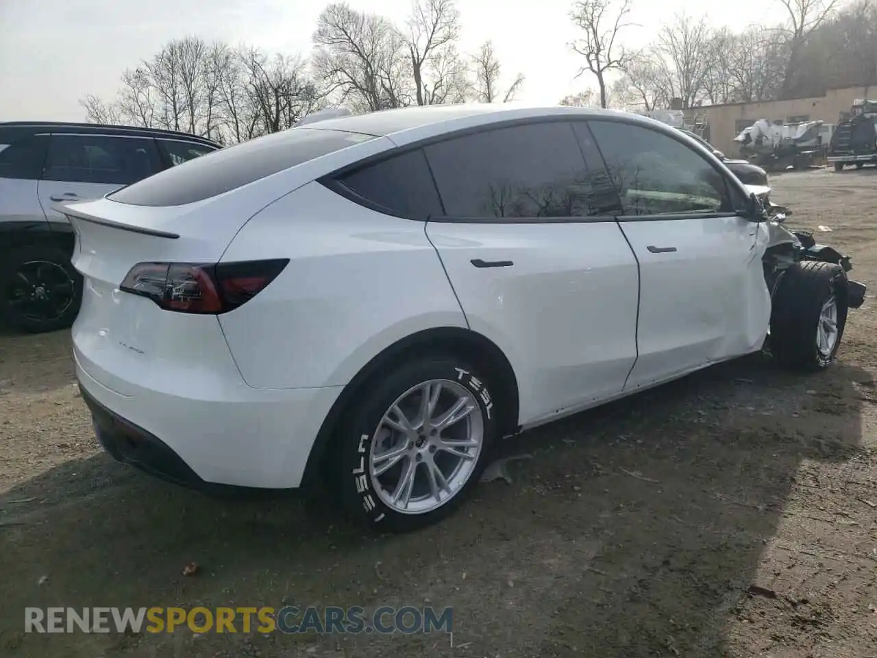 3 Photograph of a damaged car 7SAYGDEE6NF320817 TESLA MODEL Y 2022