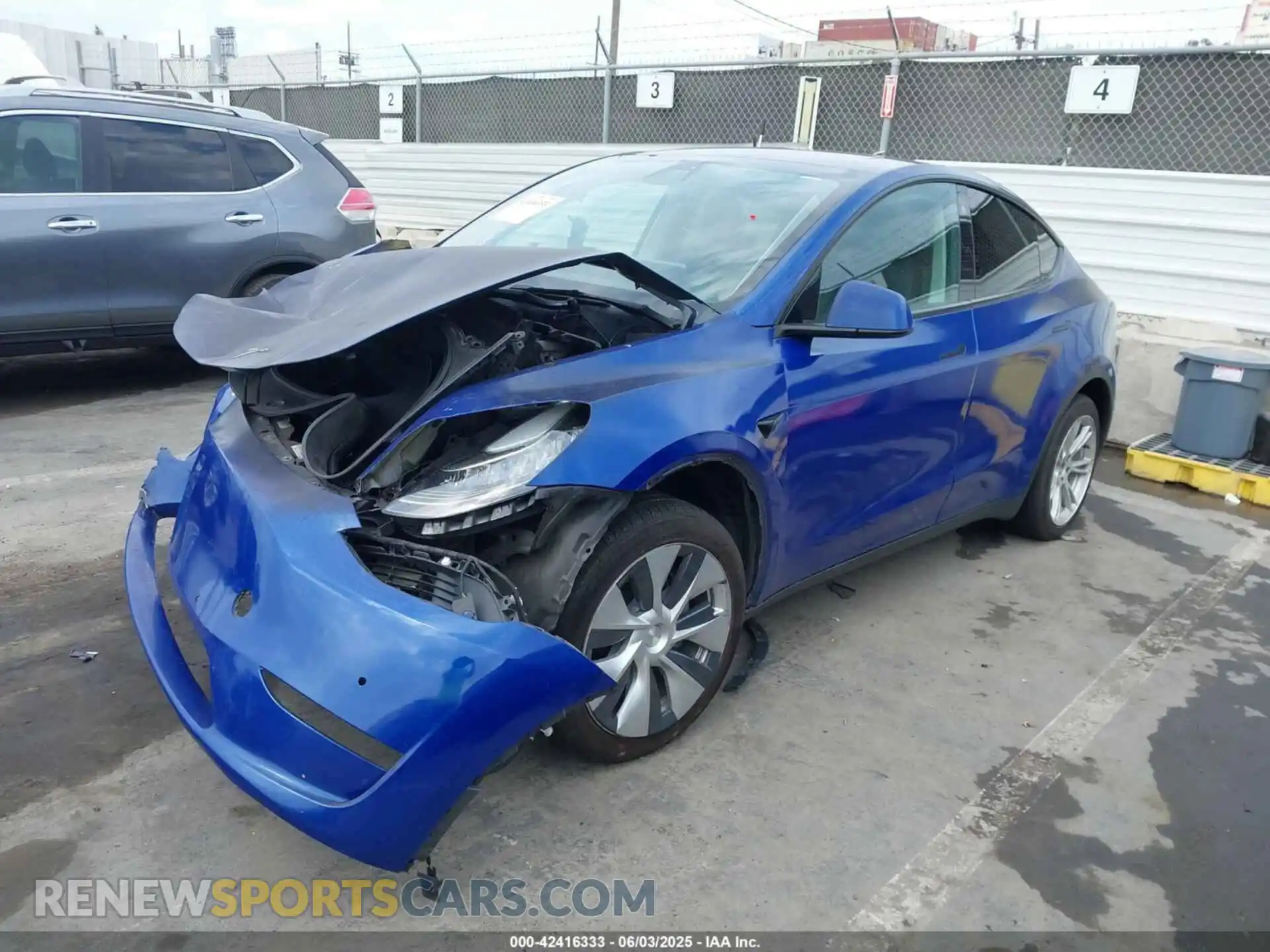 2 Photograph of a damaged car 7SAYGDEE6NF331199 TESLA MODEL Y 2022