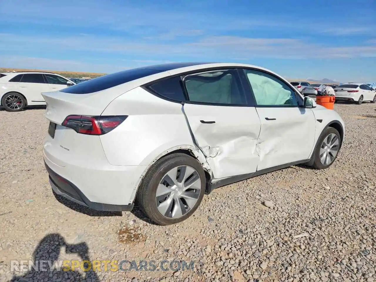 3 fotografías del automóvil dañado 7SAYGDEE6NF358225 TESLA MODEL Y 2022