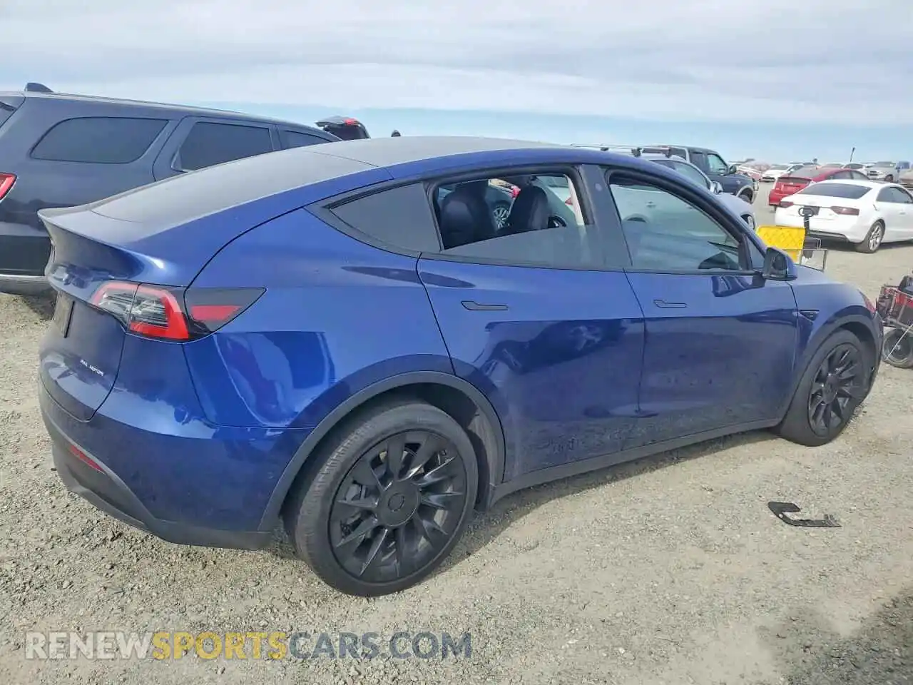 3 Photograph of a damaged car 7SAYGDEE6NF367538 TESLA MODEL Y 2022
