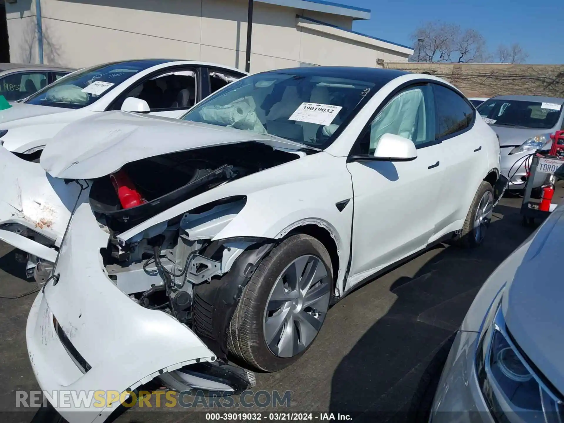 2 fotografías del automóvil dañado 7SAYGDEE6NF413675 TESLA MODEL Y 2022