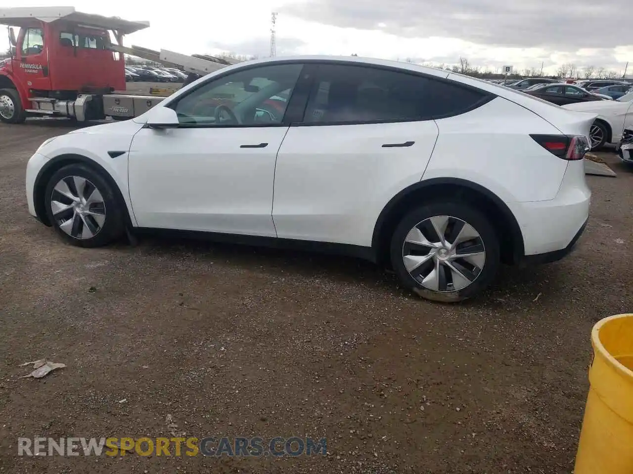 2 Photograph of a damaged car 7SAYGDEE6NF427396 TESLA MODEL Y 2022
