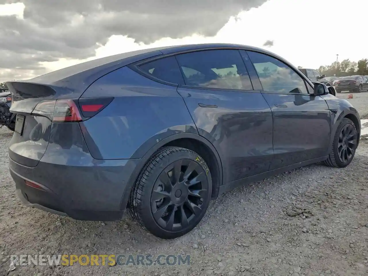 3 Photograph of a damaged car 7SAYGDEE6NF446921 TESLA MODEL Y 2022