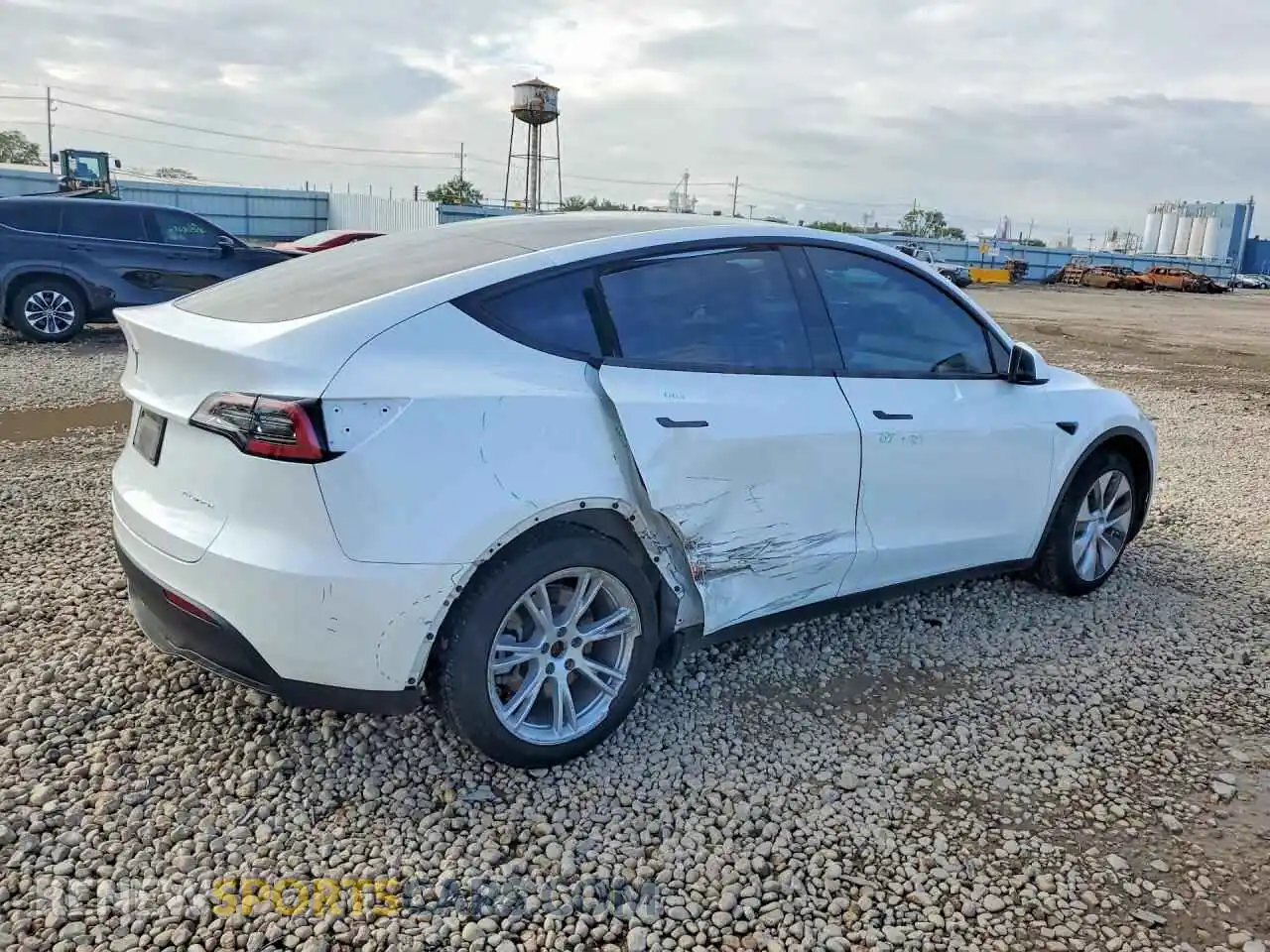 3 Photograph of a damaged car 7SAYGDEE6NF451472 TESLA MODEL Y 2022