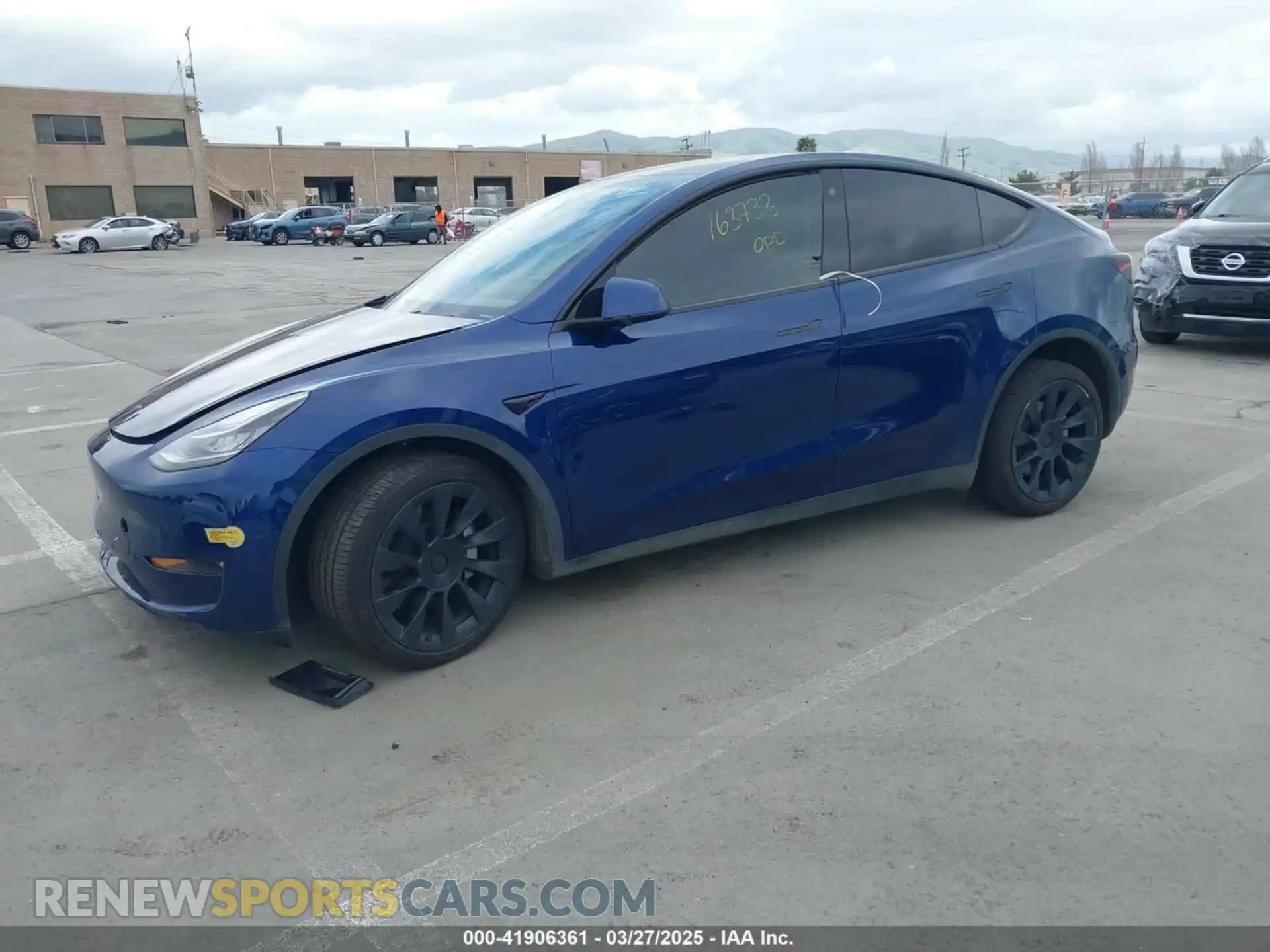 2 Photograph of a damaged car 7SAYGDEE6NF480146 TESLA MODEL Y 2022