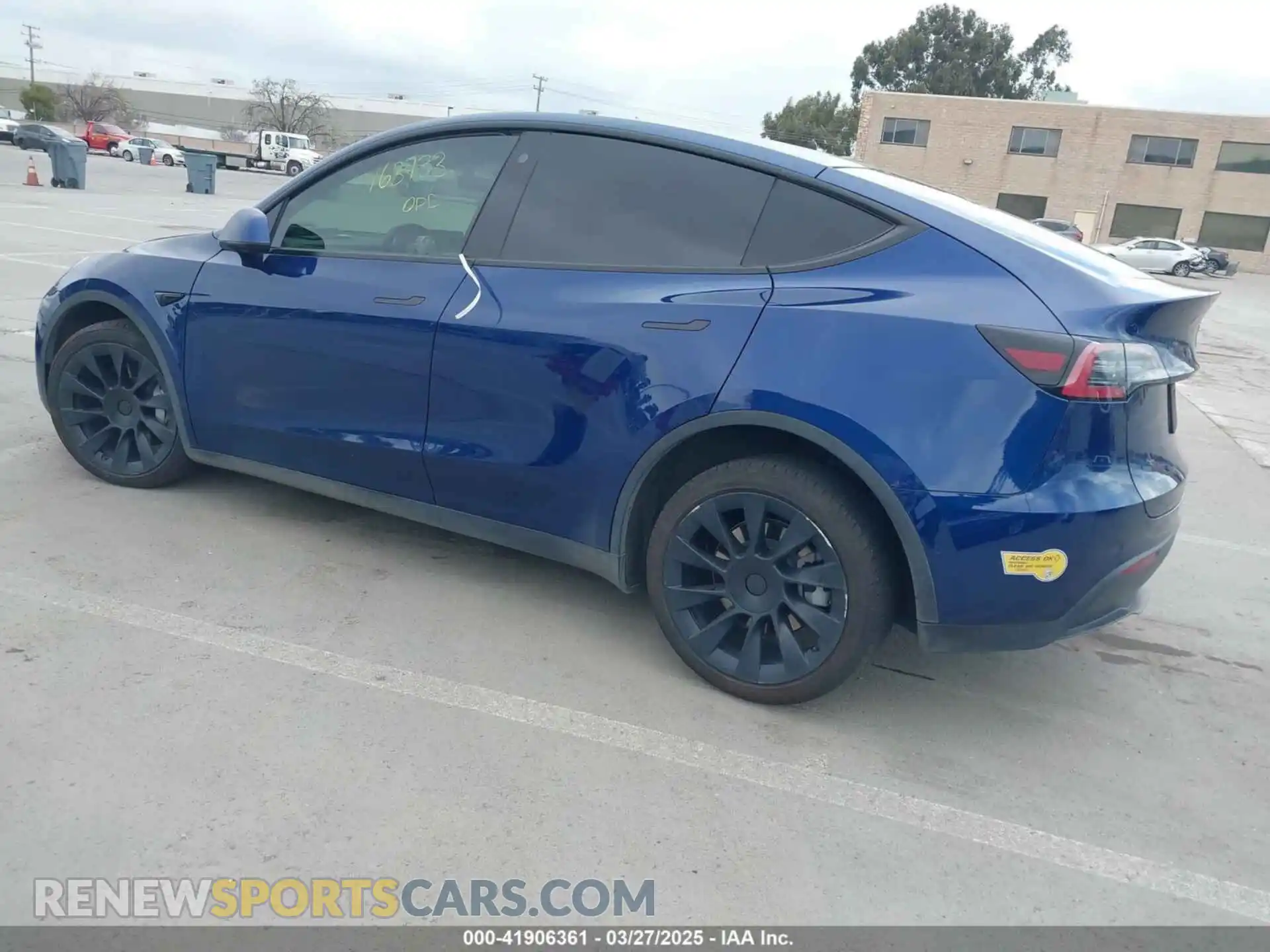 3 Photograph of a damaged car 7SAYGDEE6NF480146 TESLA MODEL Y 2022