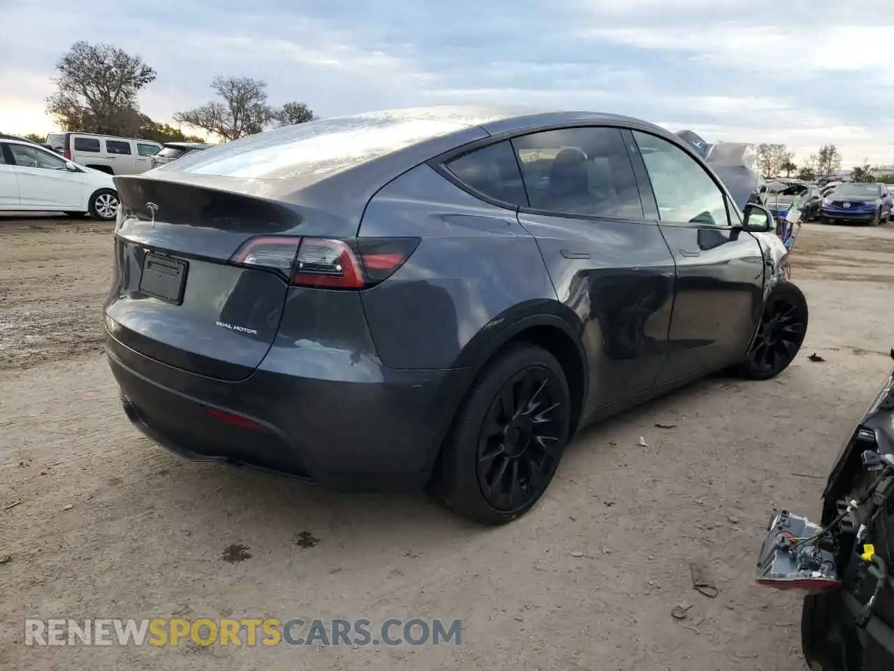 3 Photograph of a damaged car 7SAYGDEE6NF480499 TESLA MODEL Y 2022