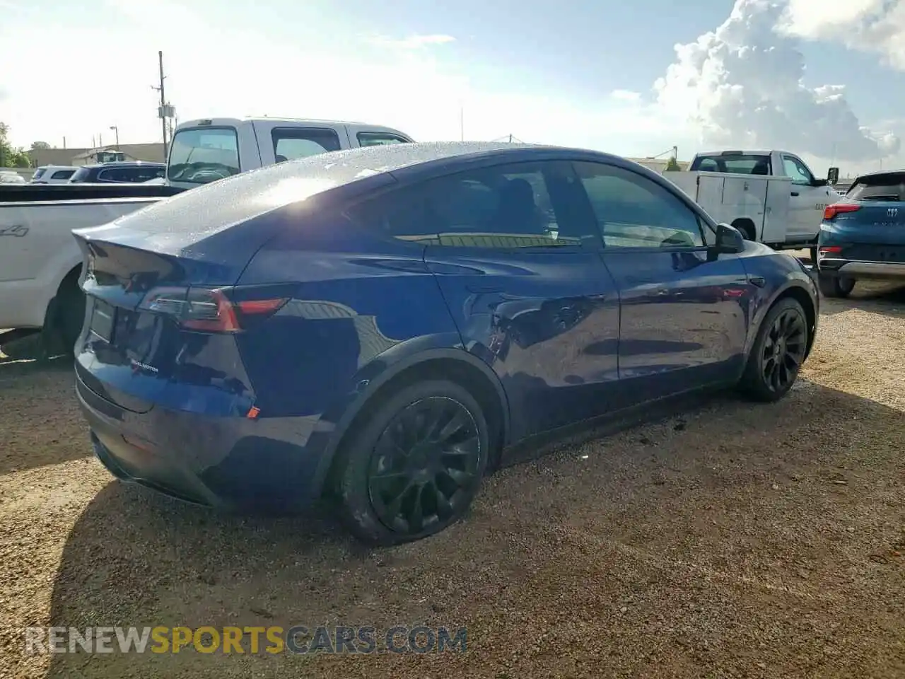3 Photograph of a damaged car 7SAYGDEE6NF481412 TESLA MODEL Y 2022