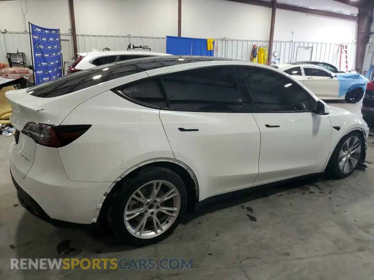 3 Photograph of a damaged car 7SAYGDEE7NA015503 TESLA MODEL Y 2022