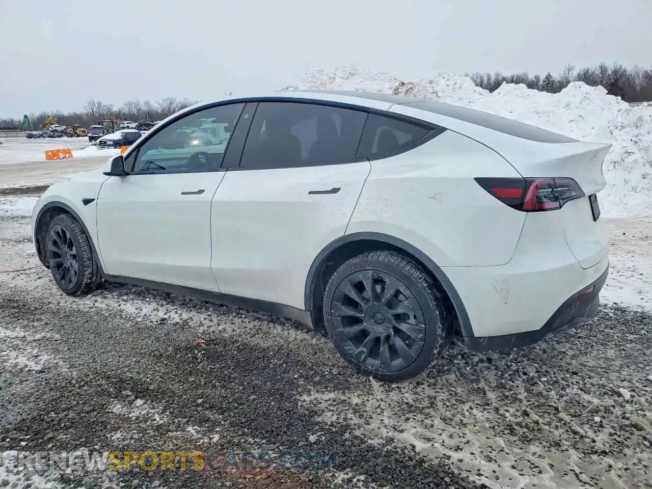 2 Photograph of a damaged car 7SAYGDEE7NF311253 TESLA MODEL Y 2022