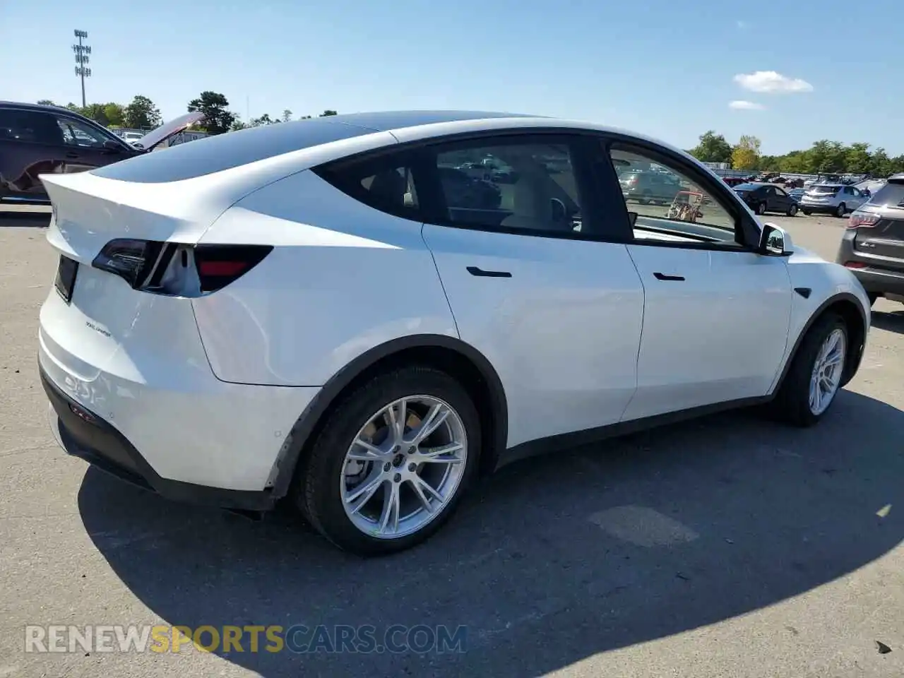 3 Photograph of a damaged car 7SAYGDEE7NF325895 TESLA MODEL Y 2022