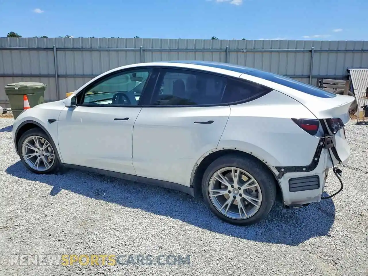 2 Photograph of a damaged car 7SAYGDEE7NF327839 TESLA MODEL Y 2022
