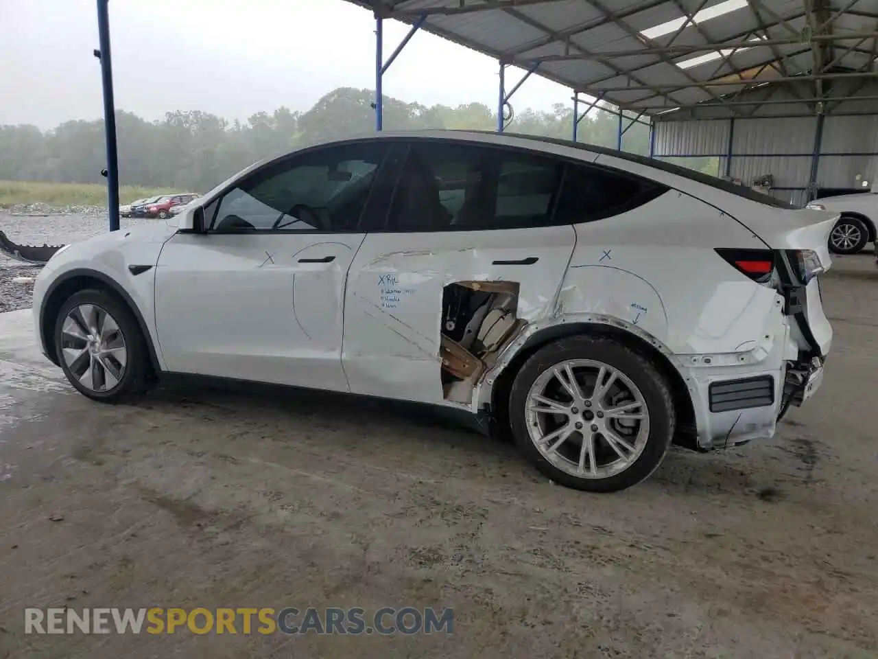 2 Photograph of a damaged car 7SAYGDEE7NF332717 TESLA MODEL Y 2022