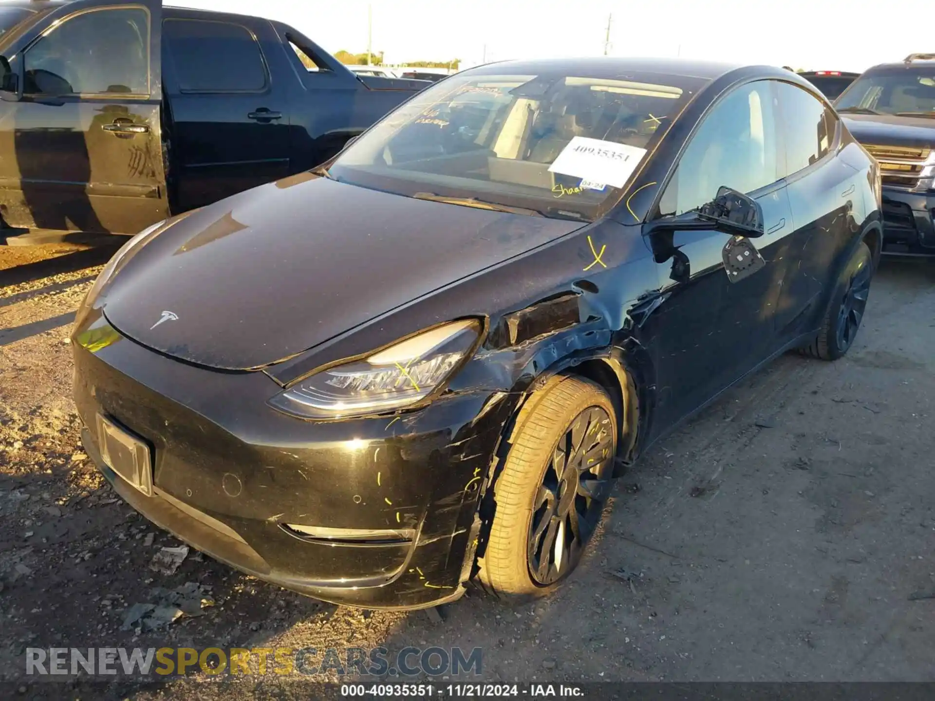 2 fotografías del automóvil dañado 7SAYGDEE7NF363014 TESLA MODEL Y 2022