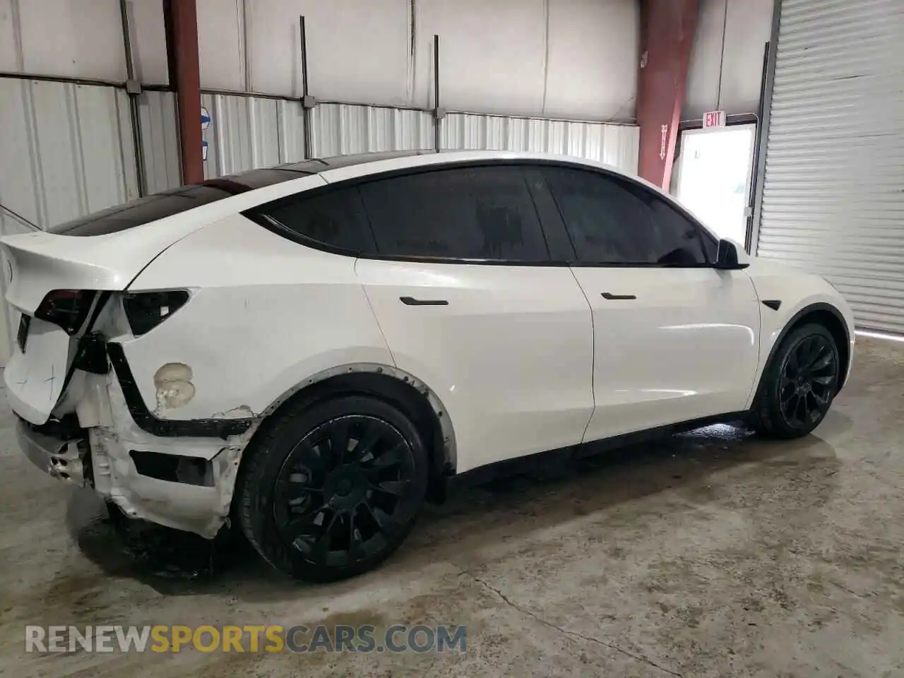 3 Photograph of a damaged car 7SAYGDEE7NF481516 TESLA MODEL Y 2022