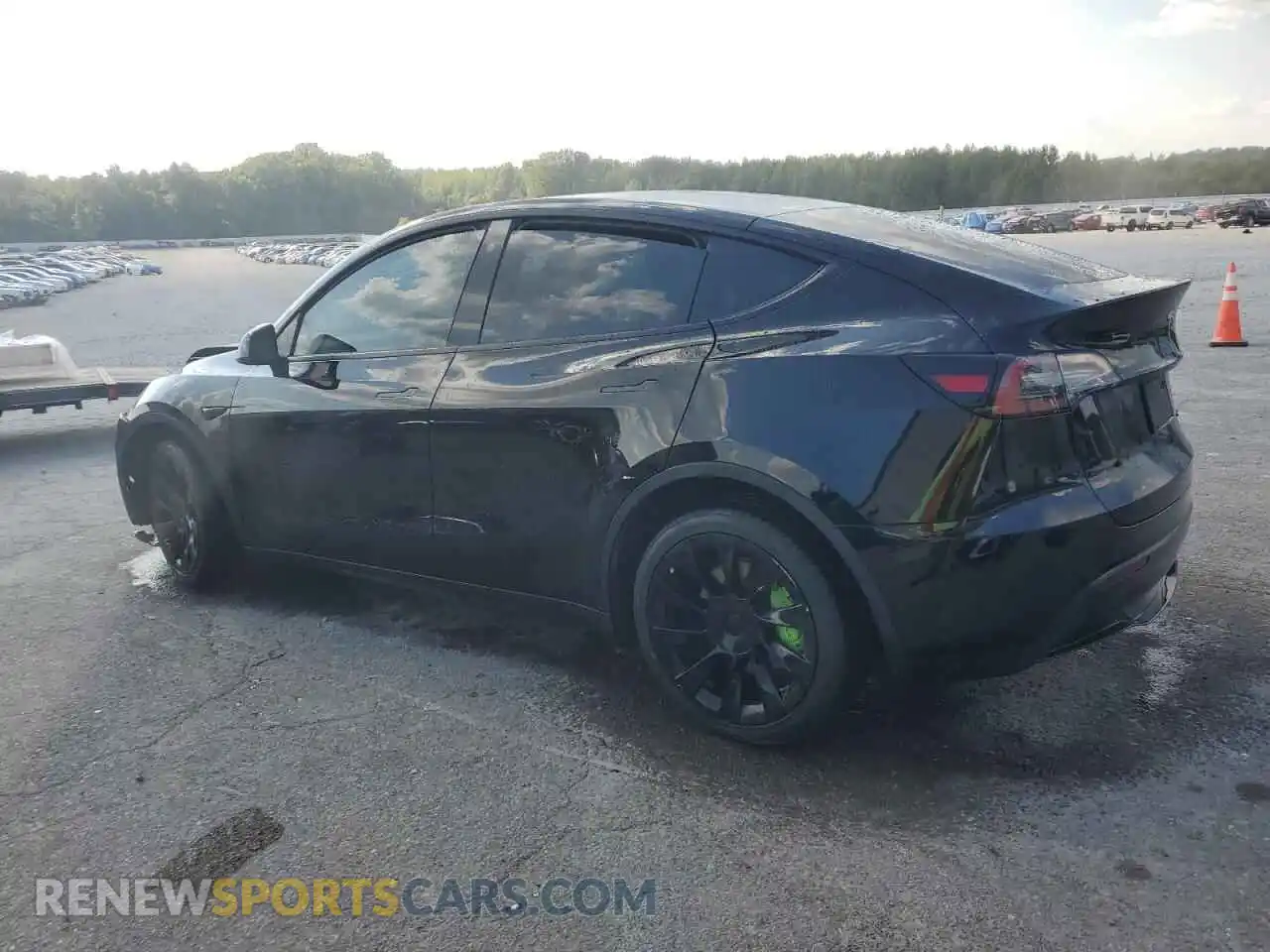 2 Photograph of a damaged car 7SAYGDEE8NA006695 TESLA MODEL Y 2022